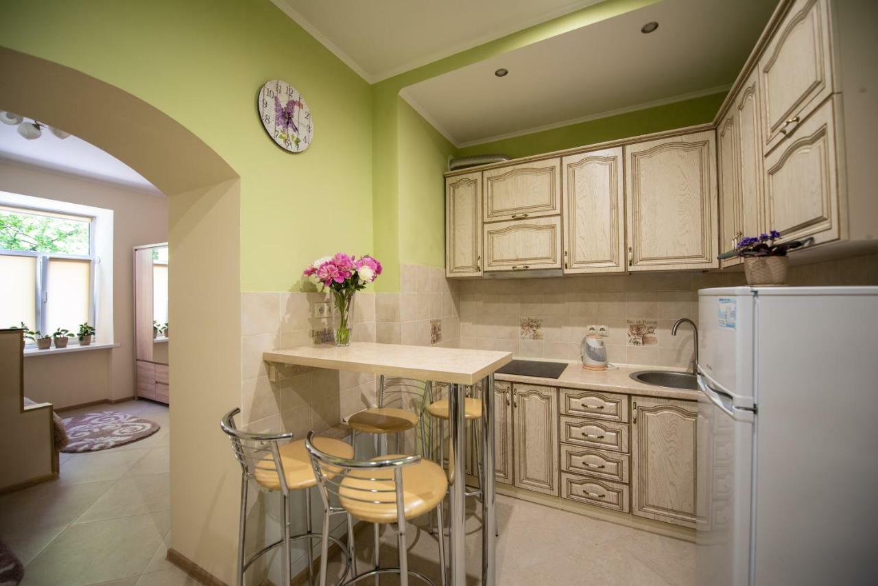 Apartment M&K In The Center Λβιβ Εξωτερικό φωτογραφία